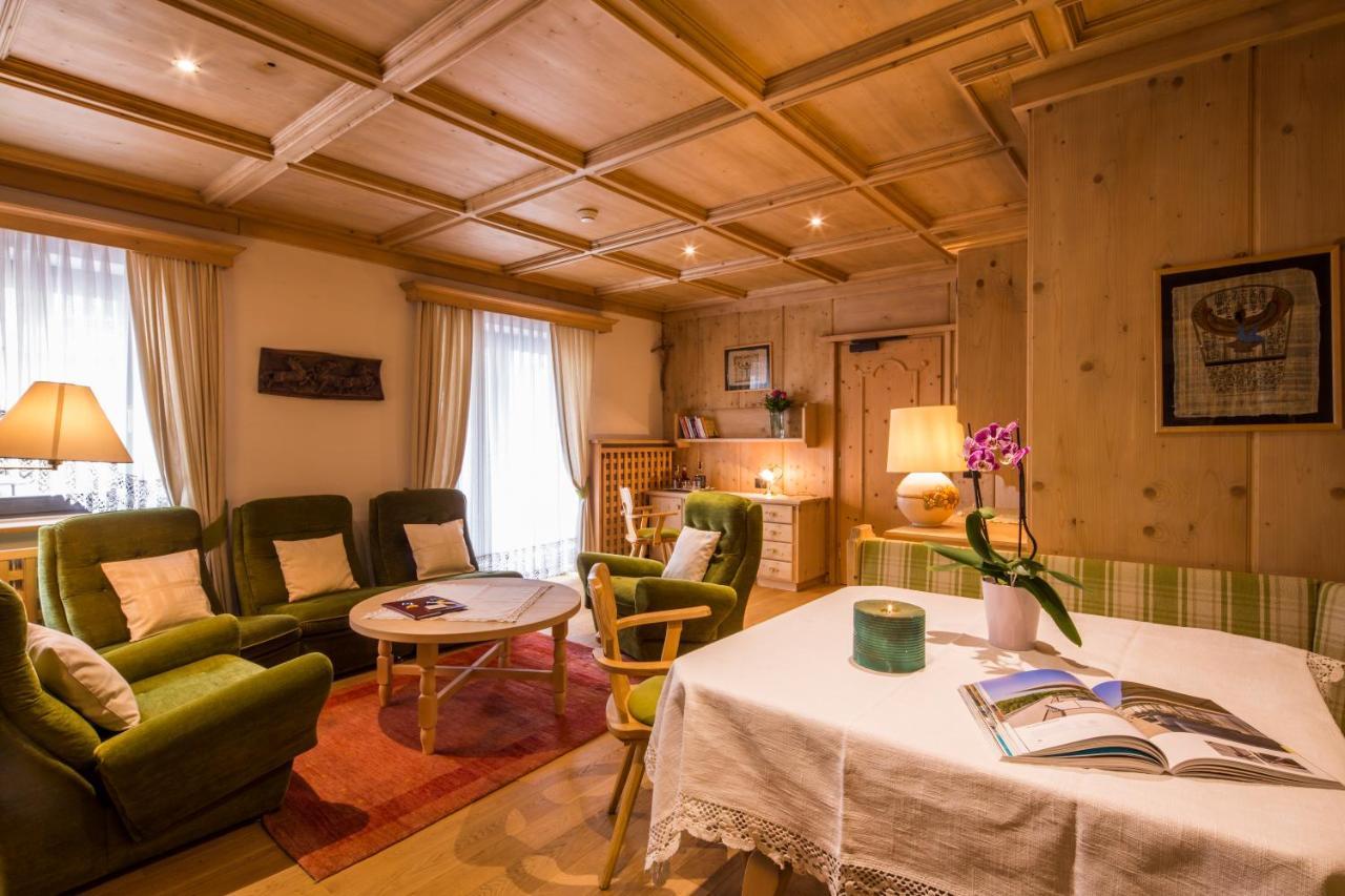 Dolomites Wellness Hotel Savoy 라 비야 외부 사진
